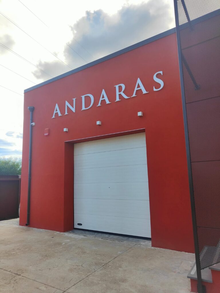Andaras