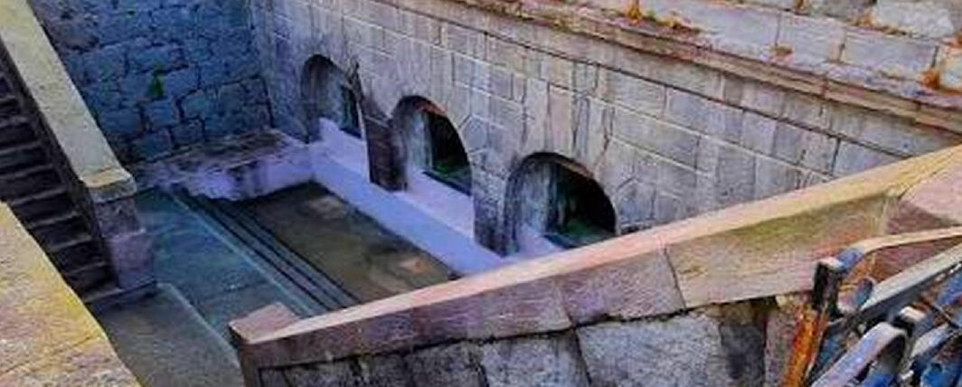 una fontana di favole